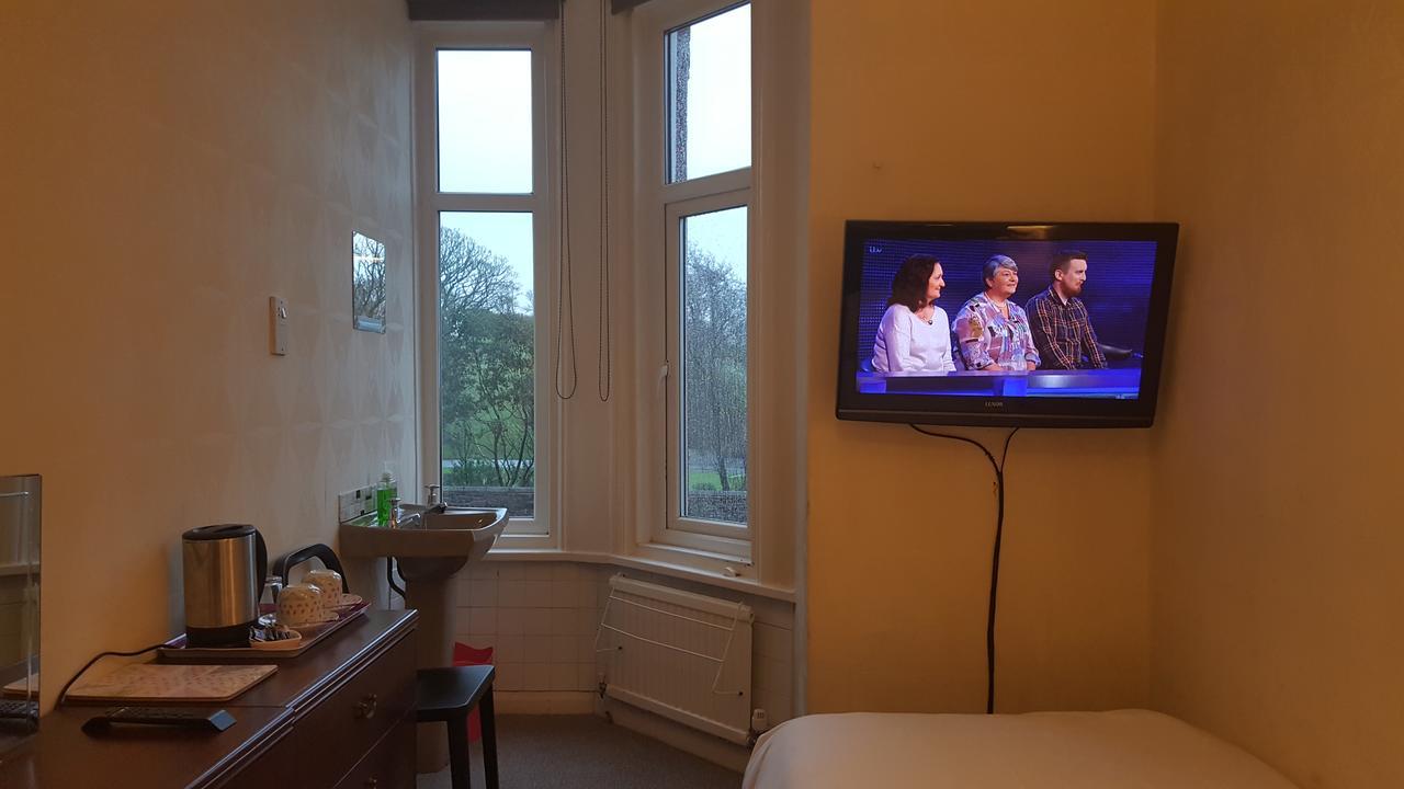 Maindee Guest House Барроу-ин-Фернесс Экстерьер фото